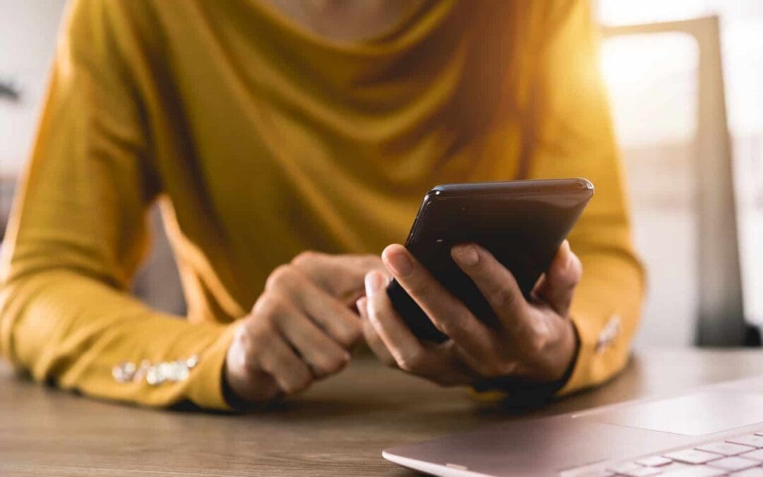 Woman reading the 5 steps to take when looking for abortion